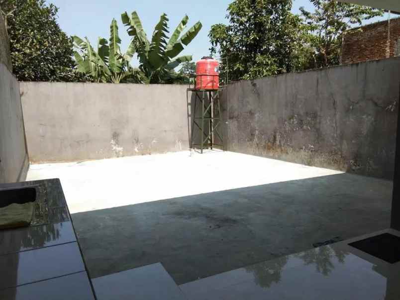 dijual rumah rumah bersih siap huni