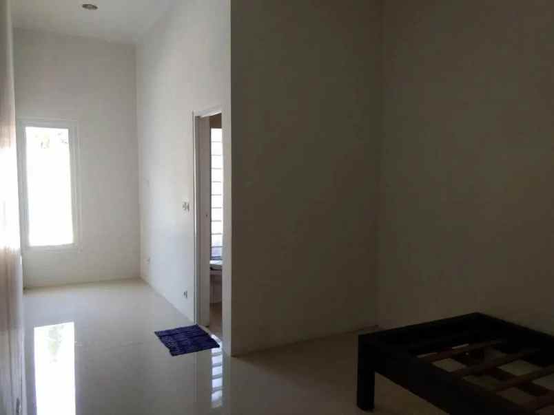 dijual rumah rumah bersih siap huni