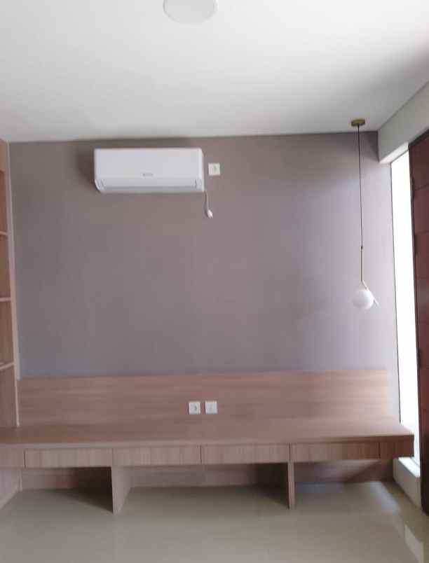 dijual rumah rumah northwest lake citraland