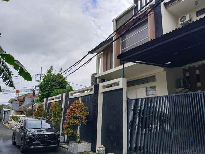 dijual rumah rumah pulomas jakarta timur