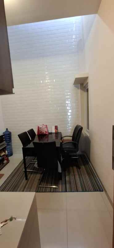 dijual rumah sariwangi parongpong