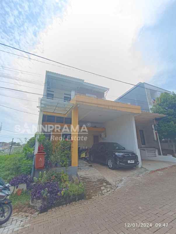 dijual rumah sawangan depok