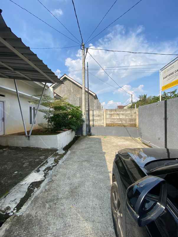 dijual rumah sawangan depok