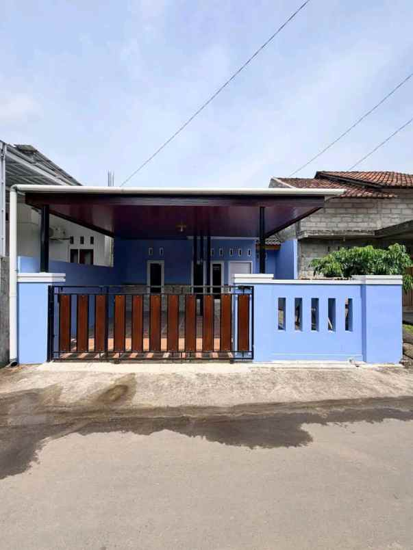 dijual rumah seyegan
