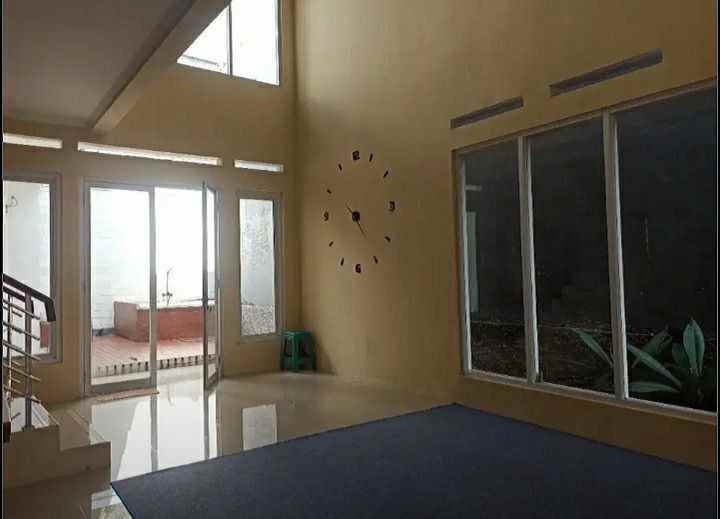 dijual rumah sindanglaya