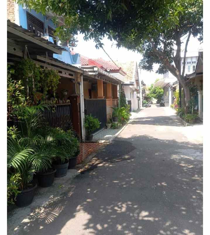 dijual rumah strategis dekat kota cirebob