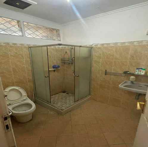 dijual rumah strategis di jatibening bekasi jawa barat
