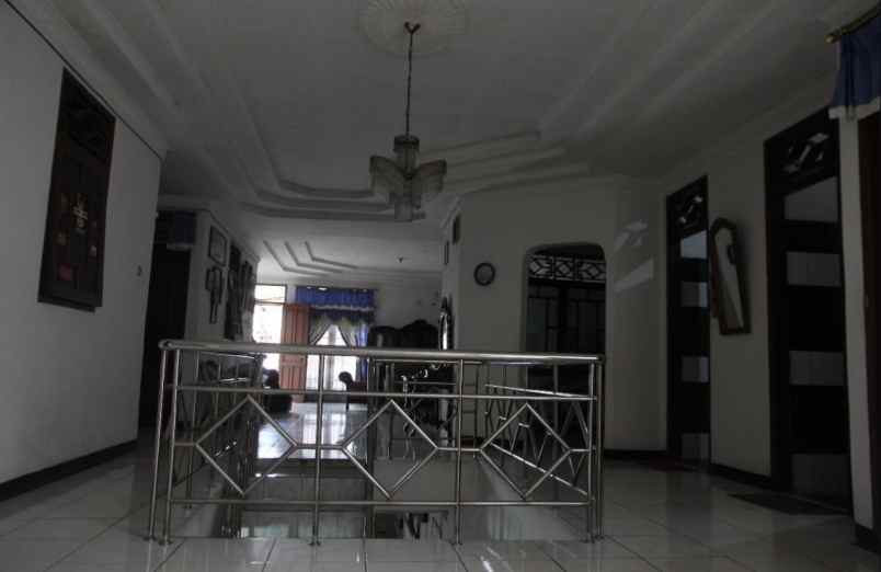 dijual rumah sukabumi selatan kec kebon