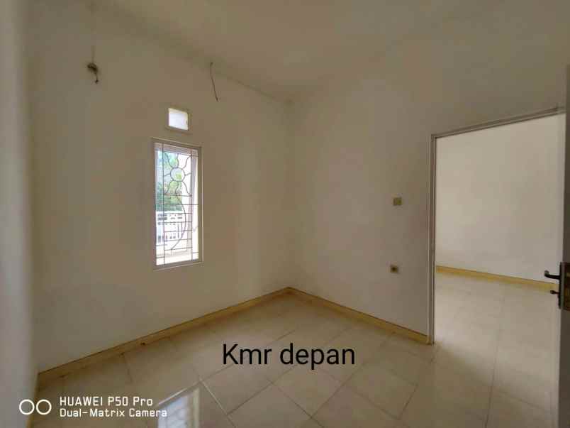 dijual rumah sukolilo dian regency