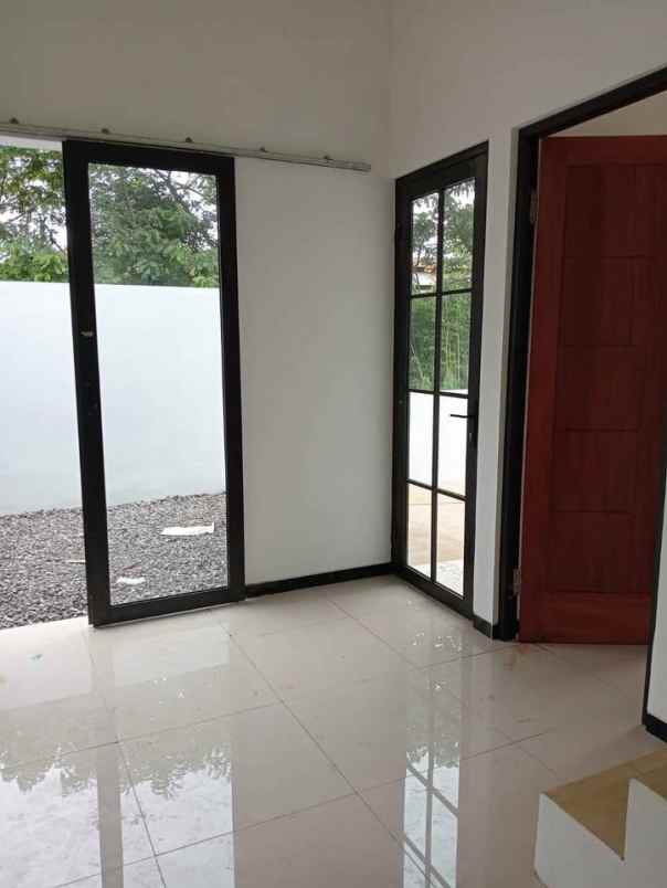 dijual rumah sumberkradenan pakis malang