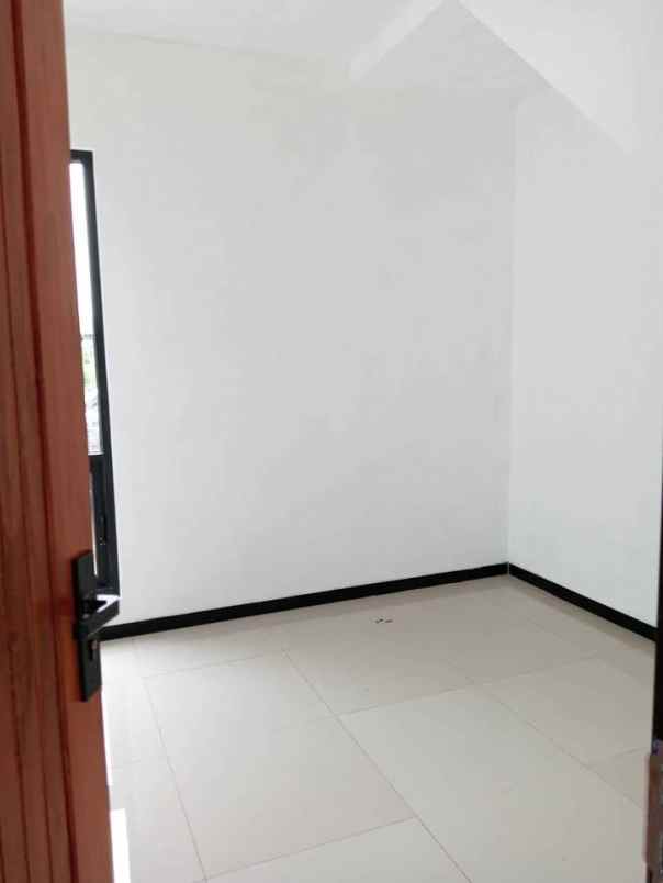 dijual rumah sumberkradenan pakis malang