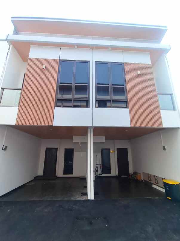 dijual rumah sunter agung