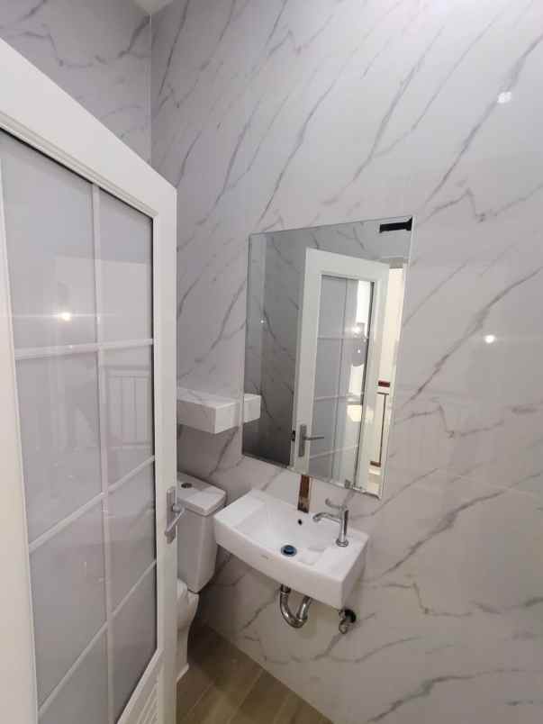 dijual rumah sunter agung