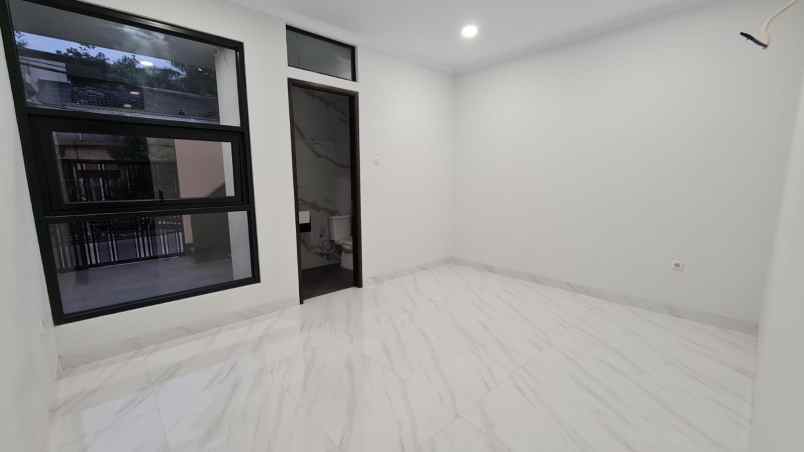 dijual rumah sunter agung sunter