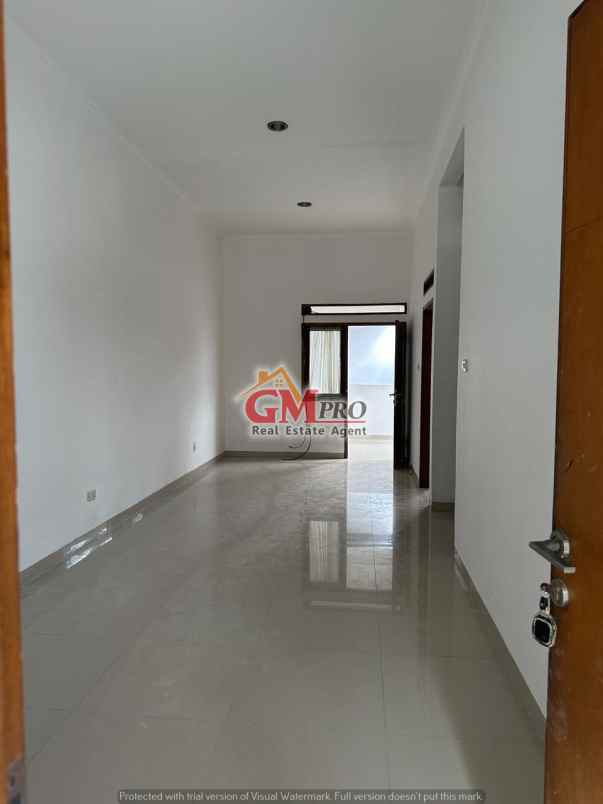 dijual rumah suryamas residence