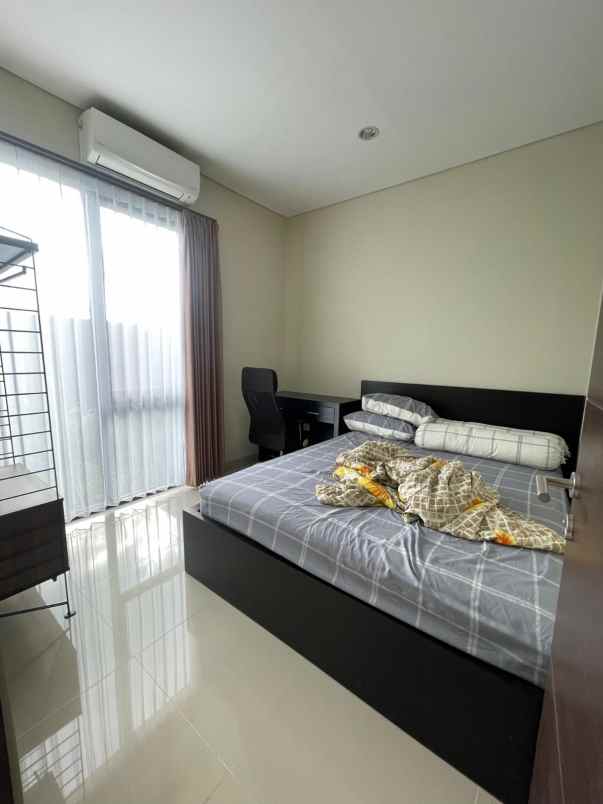 dijual rumah taman dayu