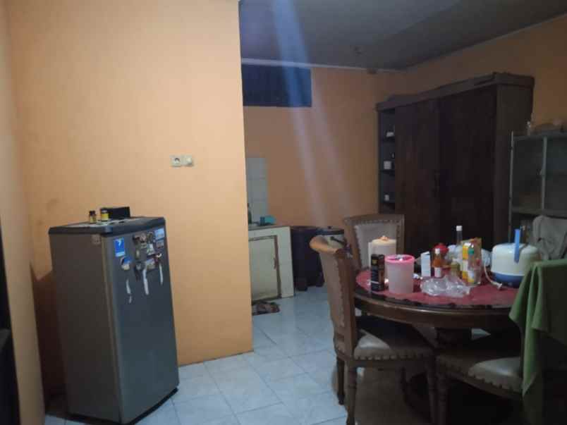 dijual rumah taman harapan baru