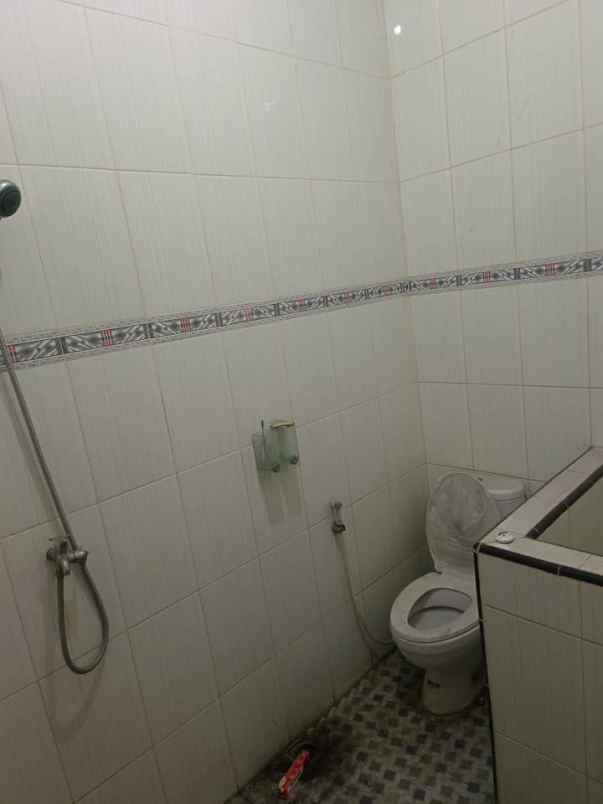 dijual rumah taman indah sepanjang
