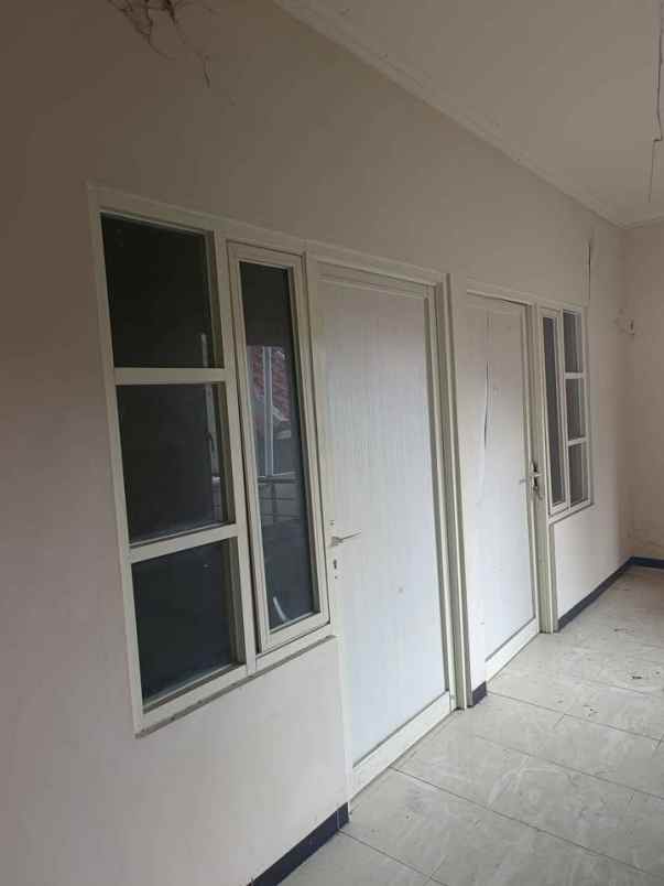dijual rumah taman indah sepanjang