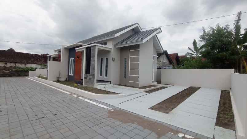 dijual rumah tamanan tamanmaartani