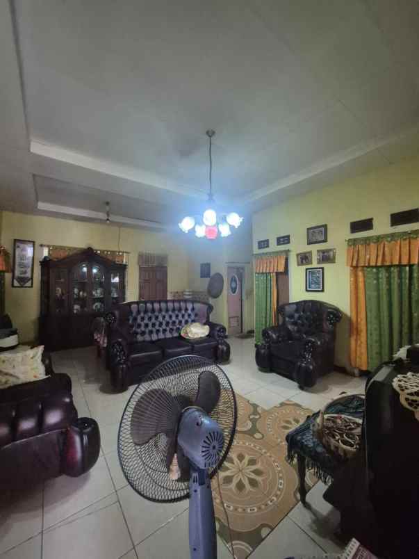 dijual rumah tambakan subang