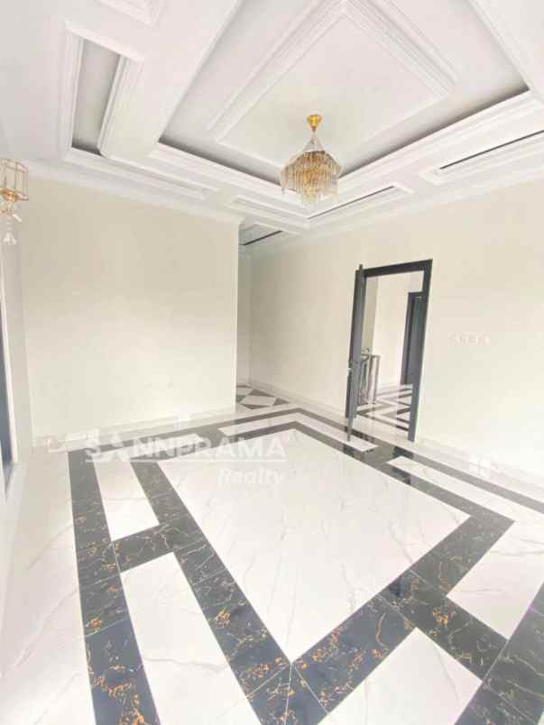 dijual rumah tanah baru