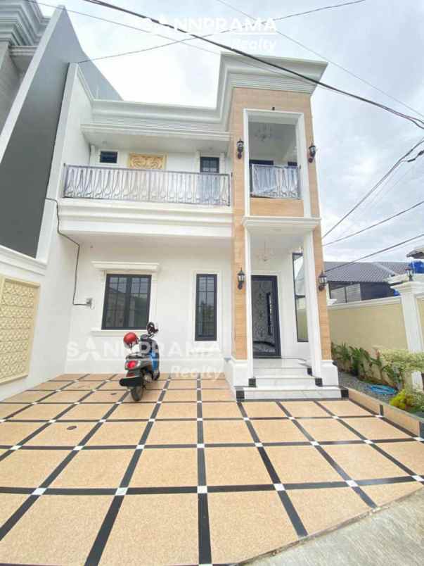 dijual rumah tanah baru