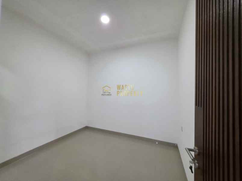 dijual rumah tanjung barat jagakarsa