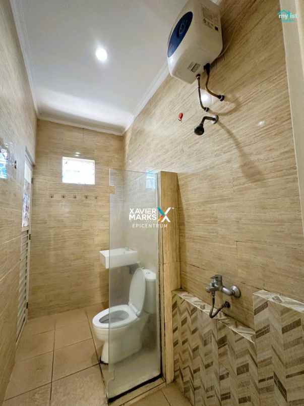 dijual rumah tenggilis timur