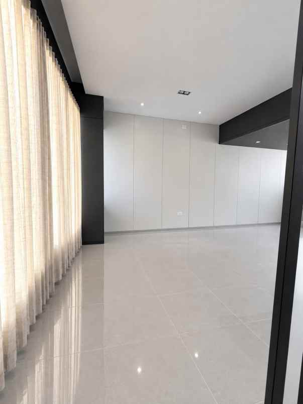 dijual rumah the grand kenjeran