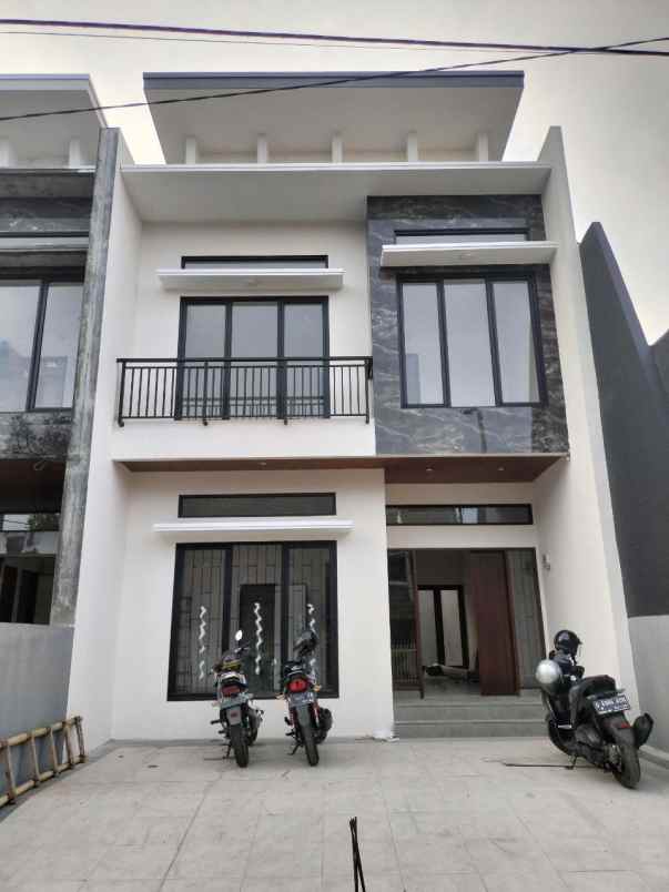 Rumah Baru Siap Huni Di Turangga Dekat Ke Soekarno Hatta Bubat Bandung