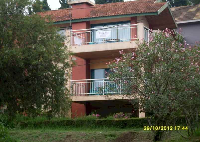 dijual rumah villa di cibodas lembang bandung