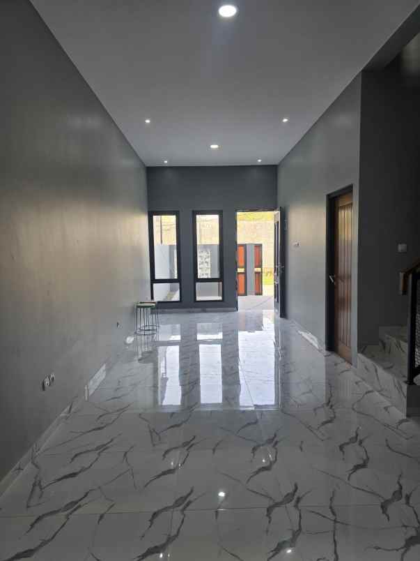 dijual rumah villa indah permai golden