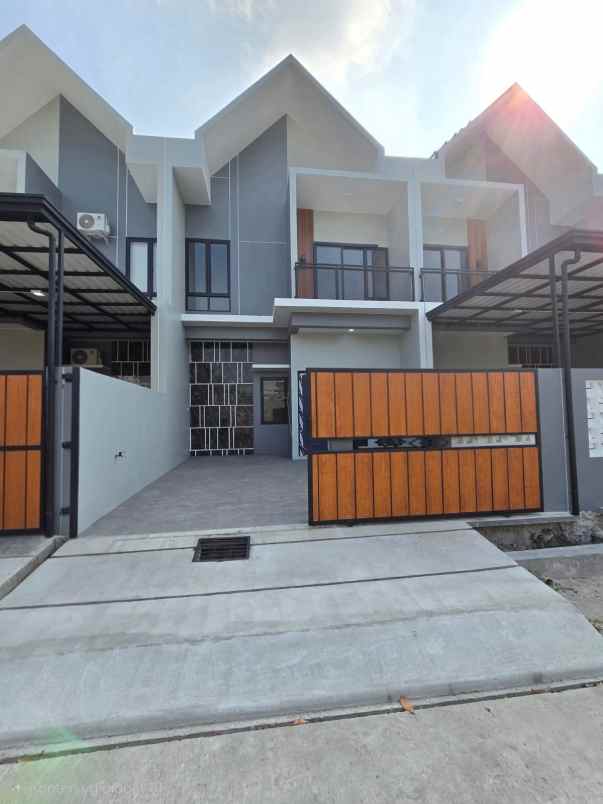 dijual rumah villa indah permai golden