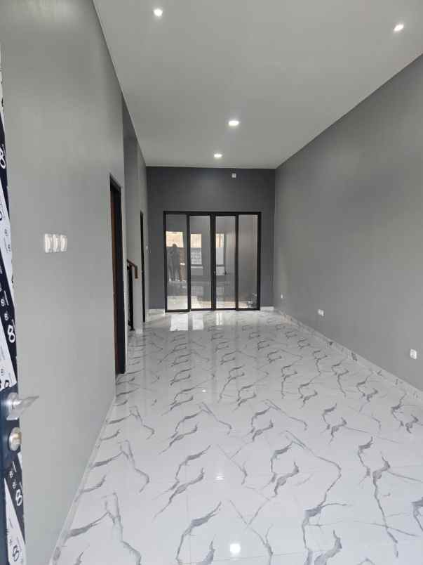 dijual rumah villa indah permai golden