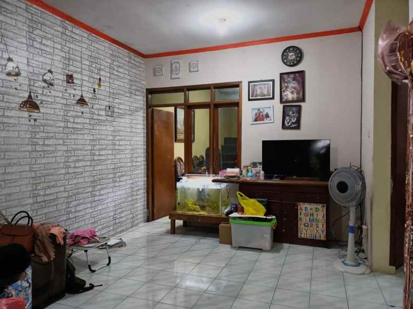 dijual rumah villa pajajaran cileunyi
