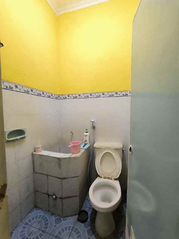 dijual rumah wiguna rungkut