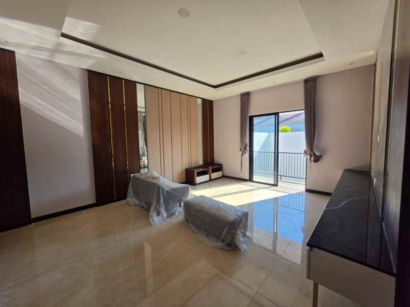 dijual rumah wisata bukit mas