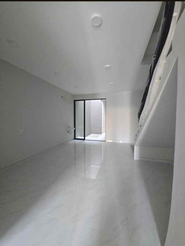 dijual rumah wisma mukti