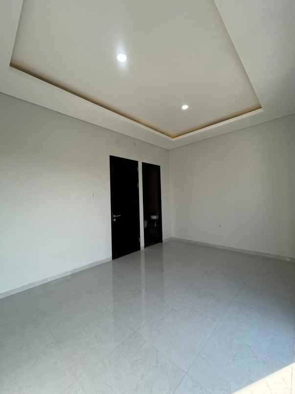 dijual rumah wisma mukti klampis