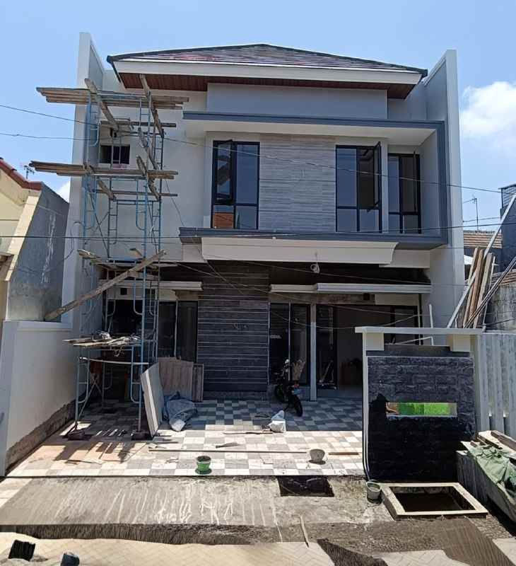 dijual rumah wisma permai