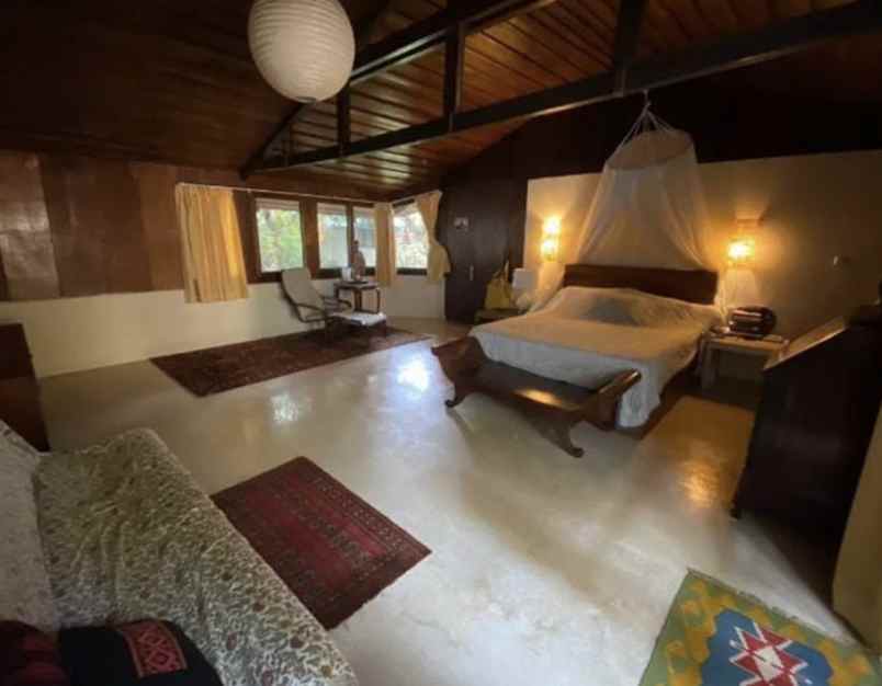 dijual rumah wisma subud cilandak barat