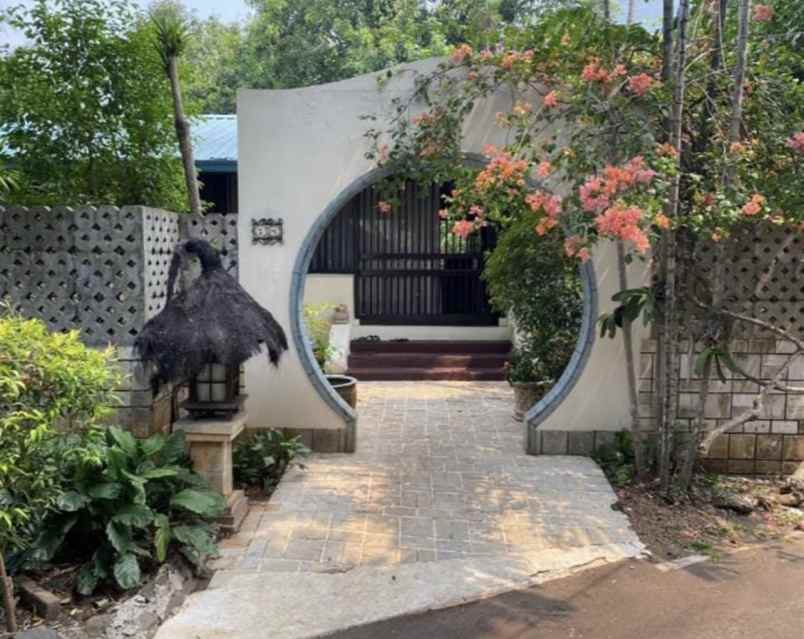 dijual rumah wisma subud cilandak barat