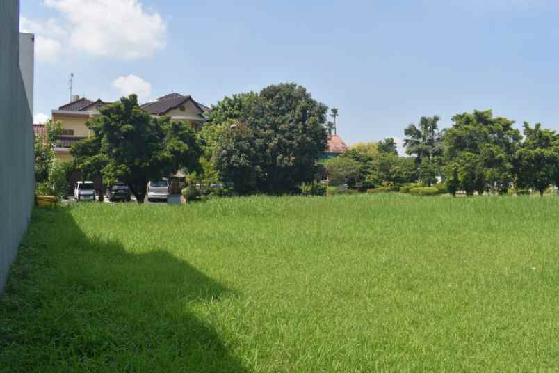dijual tanah cluster kemang pratama regensi