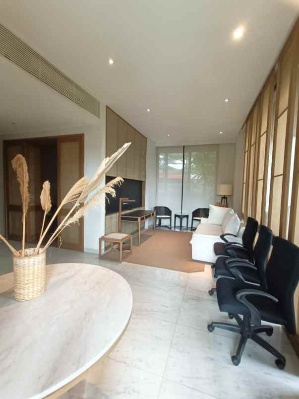 dijual tanah ex kantor pemasaran di bintaro