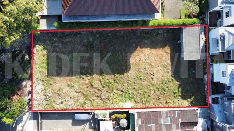 dijual tanah jalan raya puputan renon dekat bank bca