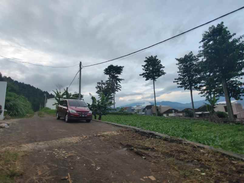 dijual tanah jl abdul gani atas