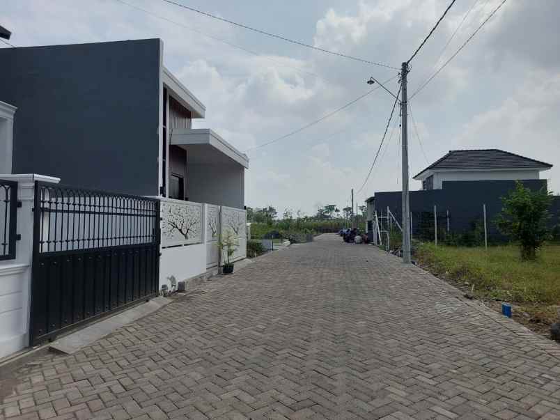 dijual tanah kavling lokasi istana bandara