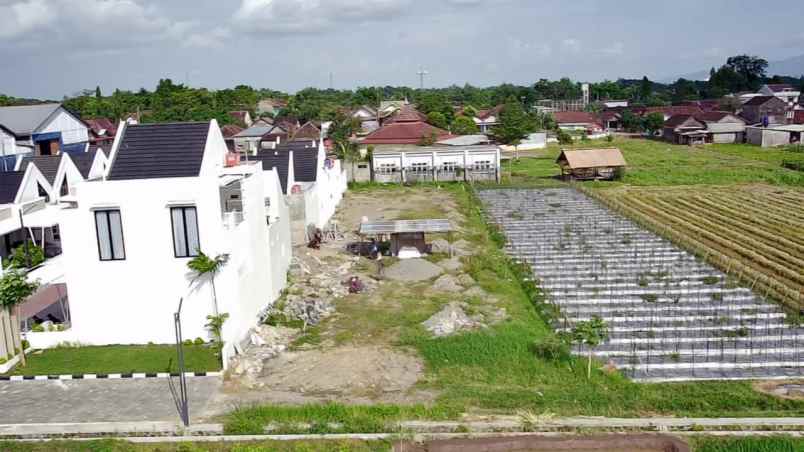 dijual tanah kebondalem lor prambanan