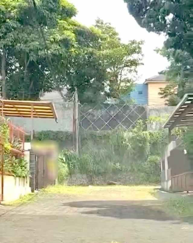 dijual tanah komplek parahyangan permai